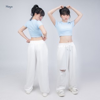 Áo croptop Nieyo Bae