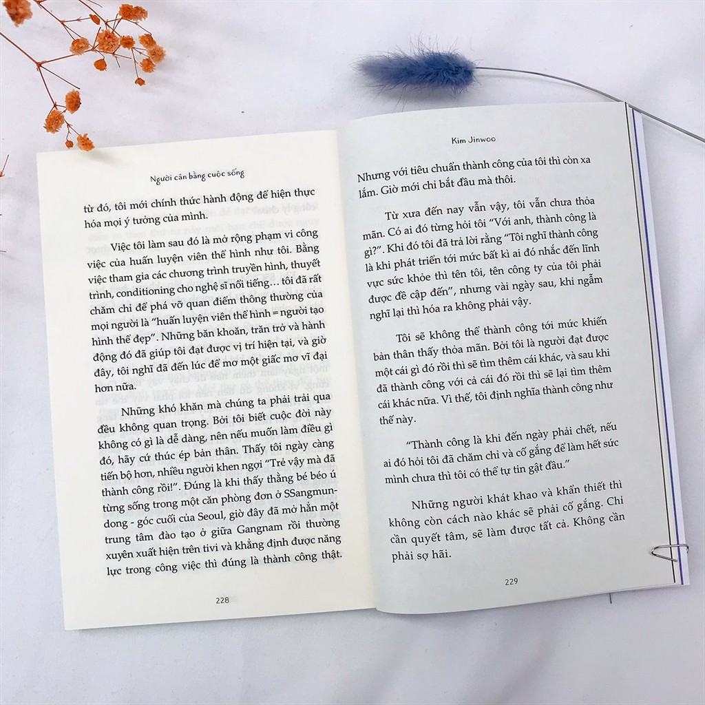 Sách - Người Cân Bằng Cuộc Sống (Tặng Kèm Postcard) | BigBuy360 - bigbuy360.vn