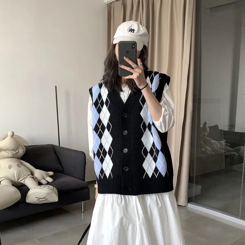 Áo gile len kẻ caro dệt kim hot trend chuẩn style Hàn quốc