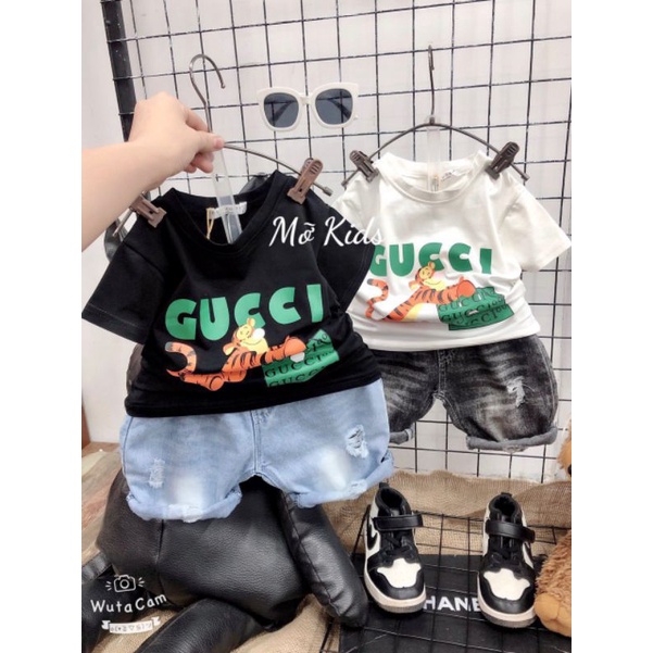 Bộ quần jean, áo thun Gucci đẹp cho bé trai từ 9-22kg