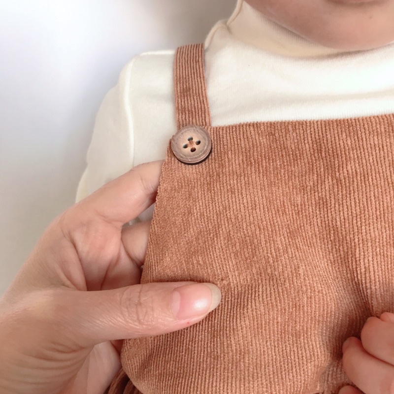 yếm nhung tăm cho bé. (phong cách vintage)