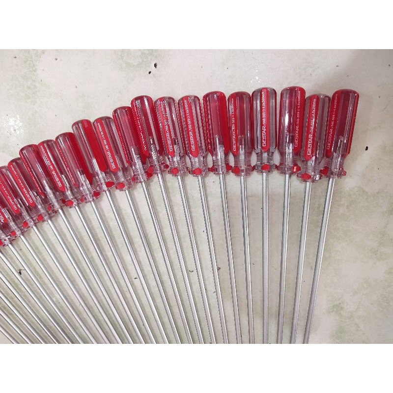 Tô vít USA dài 4 x 300