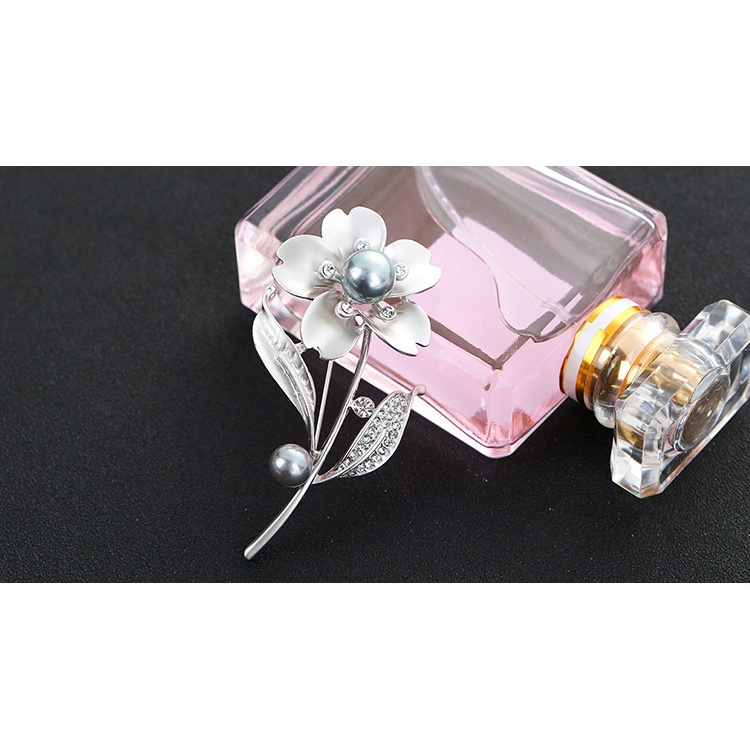 Ghim Cài Áo Hình Hoa Đính Ngọc Trai Thời Trang