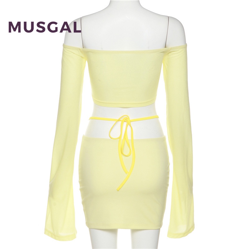 Bộ Áo Tay Dài Màu Trơn Ôm Dáng + Chân Váy Thời Trang Cho Nữ