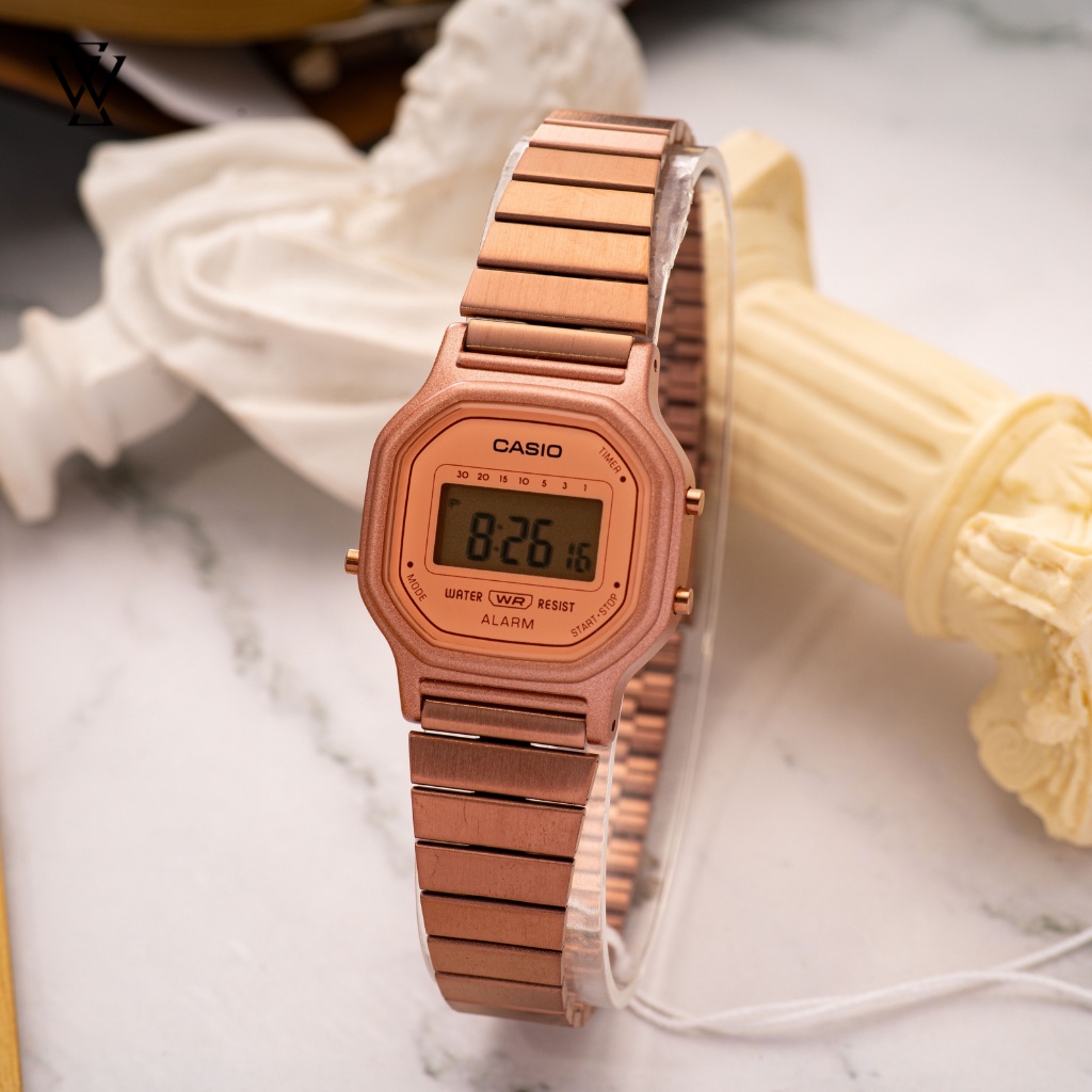 Đồng Hồ Điện Tử Nữ Casio WATCHSTORE LA-11WR-5A Thiết Kế Mặt Kính Nhựa 25.5mm, Dây Kim Loại, Vỏ Nhựa Màu Vàng Hồng