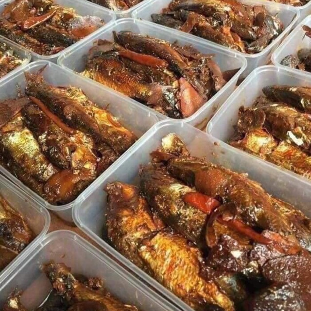 cá mòi kho chuối xanhthơm ngon tươi mớiDTFoods(CHUYÊN SỈ)