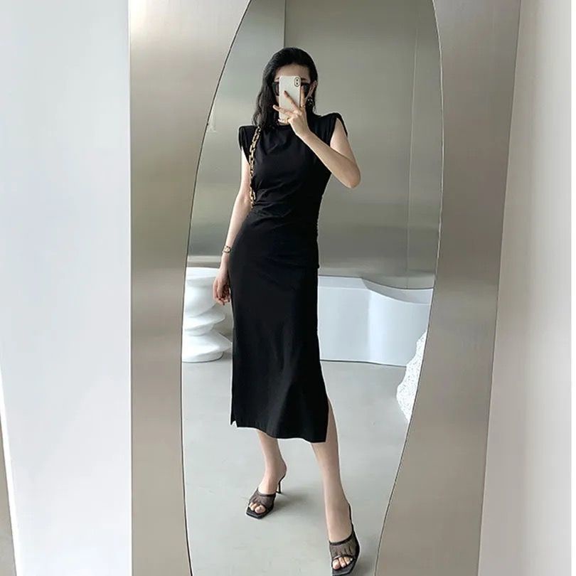 Đầm Body Sát Nách Màu Đen Thiết Kế Ôm Sát Tôn Dáng