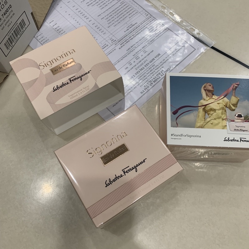 Nước hoa Salvatore Ferragamo Signorina EDP sp. 100ml FGM18252