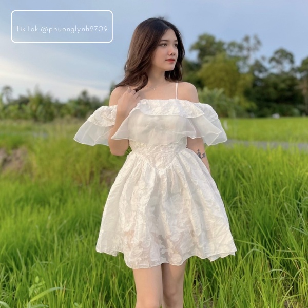 Váy trễ vai , đầm trễ vai tiểu thư , váy trễ vai cột dây cổ hoa dập nổ