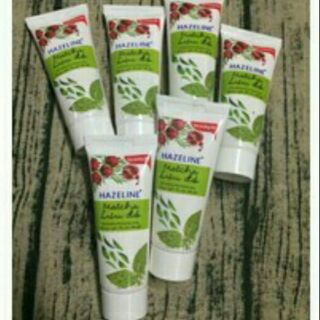 Combo 2 tuýp Sữa dưỡng thể trắng da Hazeline matcha lựu đỏ 20ml