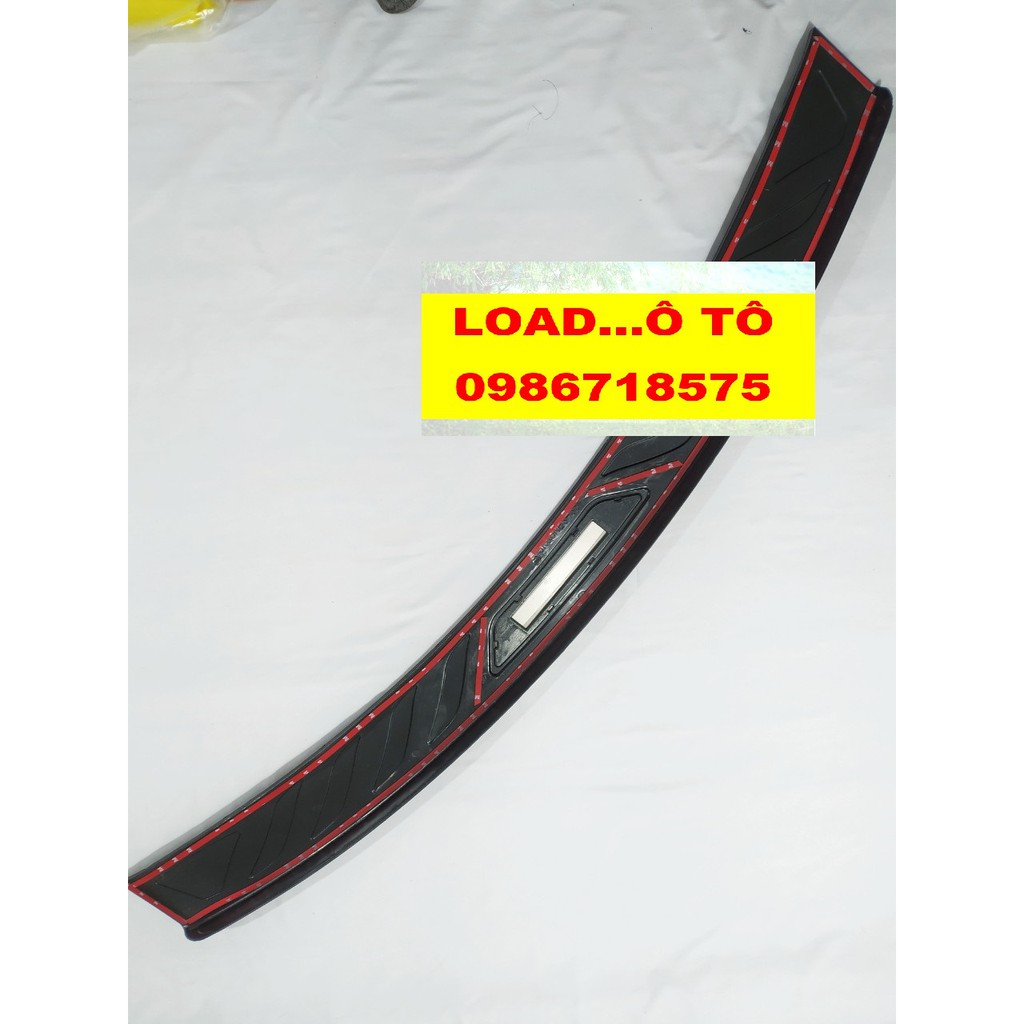 Ốp Chống Trầy Cốp Ngoài Isuzu Mu-X Nhựa Đen
