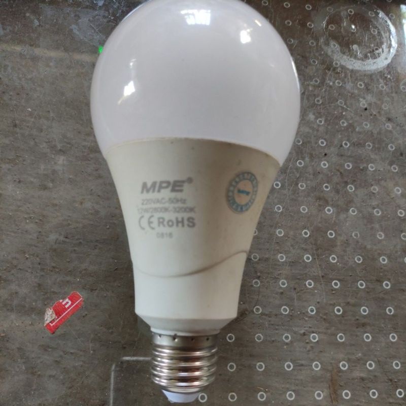 Bóng đèn led MBE ánh sáng vàng