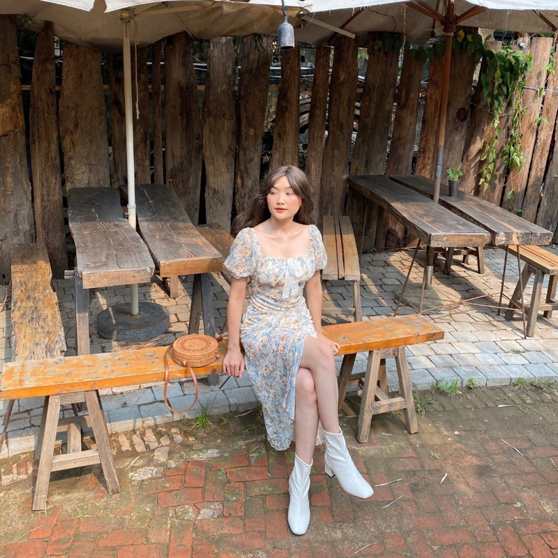 Đầm voan hoa thêu nhún ngực, xẻ tà, dáng xoè - AUDREY STUDIO | BigBuy360 - bigbuy360.vn