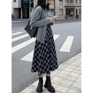 Chân váy kẻ caro dáng dài phong cách vintage