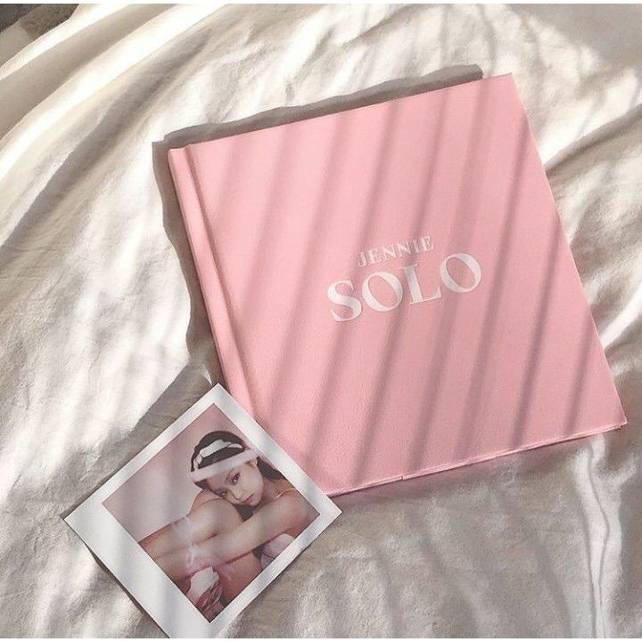 ALBUM JENNIE SOLO Chính hãng hàn quốc