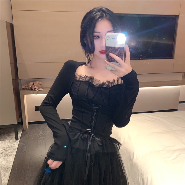 🖤 Áo cổ vuông đan dây mix chân váy xoè 🖤 (+2% phí shopee thu )