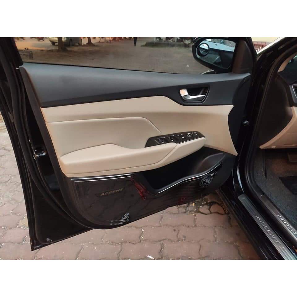 Ốp chống xước Tapli cánh cửa xe Hyundai Accent 2018 - 2021 - 2022- 2023 Hàng titan, Giá 1 bộ, tặng kèm thêm keo