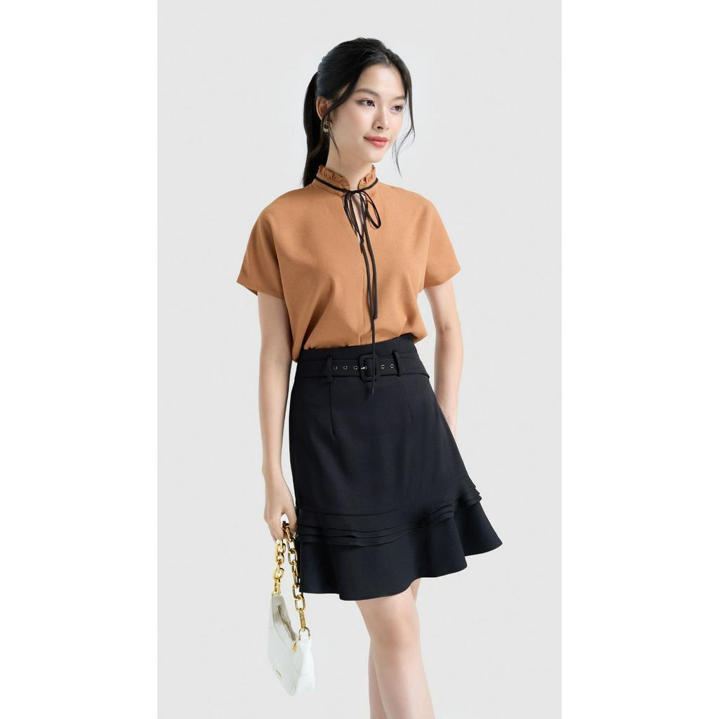 Chân váy mini viền bèo có thắt lưng Vella Fashion VV23026