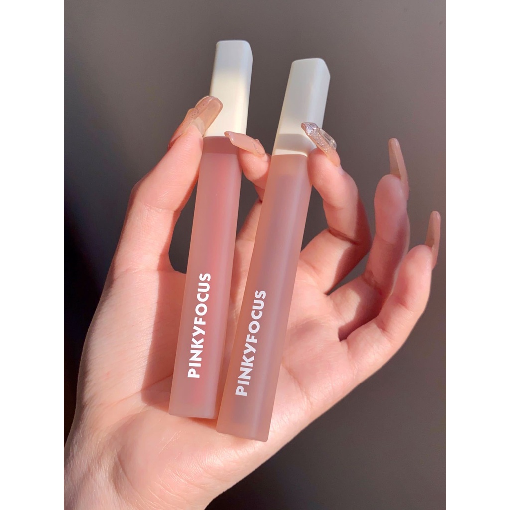 Son Bóng Dạng Lỏng Dưỡng Ẩm Chống Thấm Nước Colorlab YR