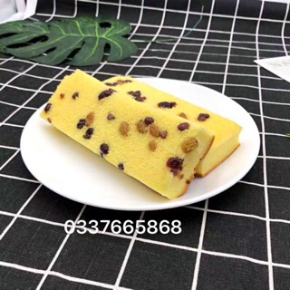 10 CHIẾC BÁNH BÔNG LAN QUE NHO ĐẬU ĐỎ