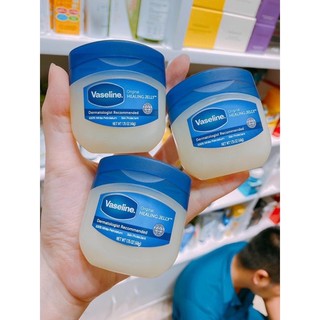 Sáp nẻ Vaseline