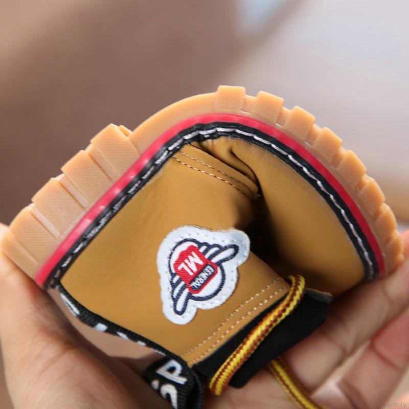 Giày bốt da phong cách Hàn Quốc cho bé