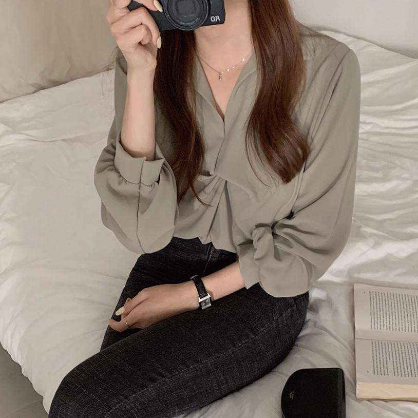 Áo Sơ Mi Dài Tay Cổ Chữ V Xinh Xắn Dành Cho Nữ 38594