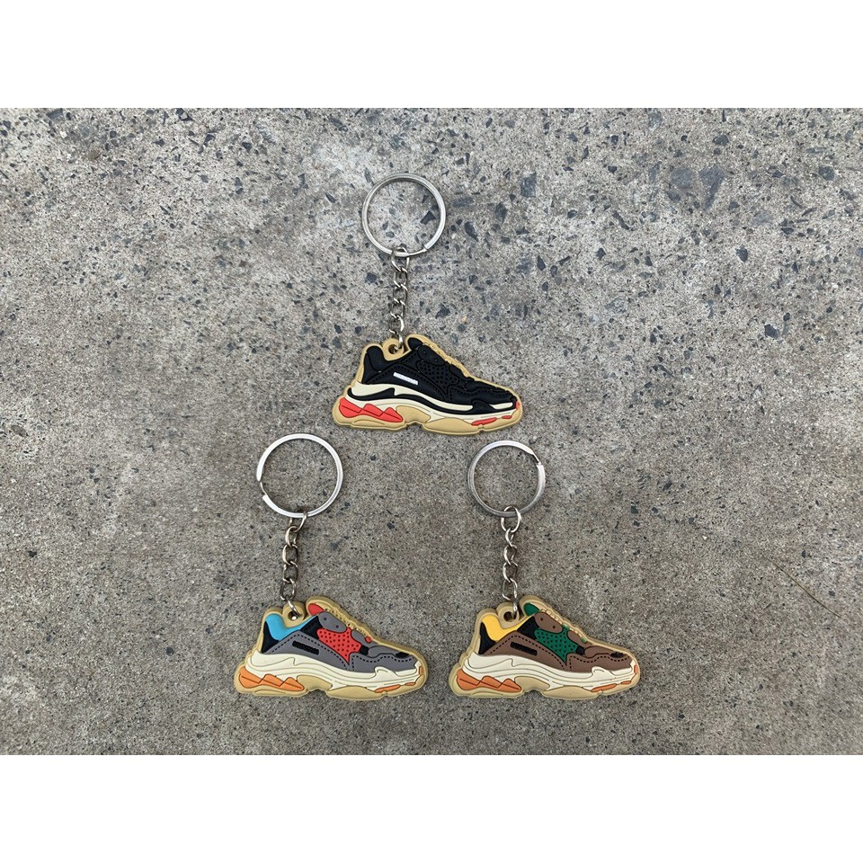 Móc Khóa Giày 2D Balenciaga Triple S (T.N.L Store)