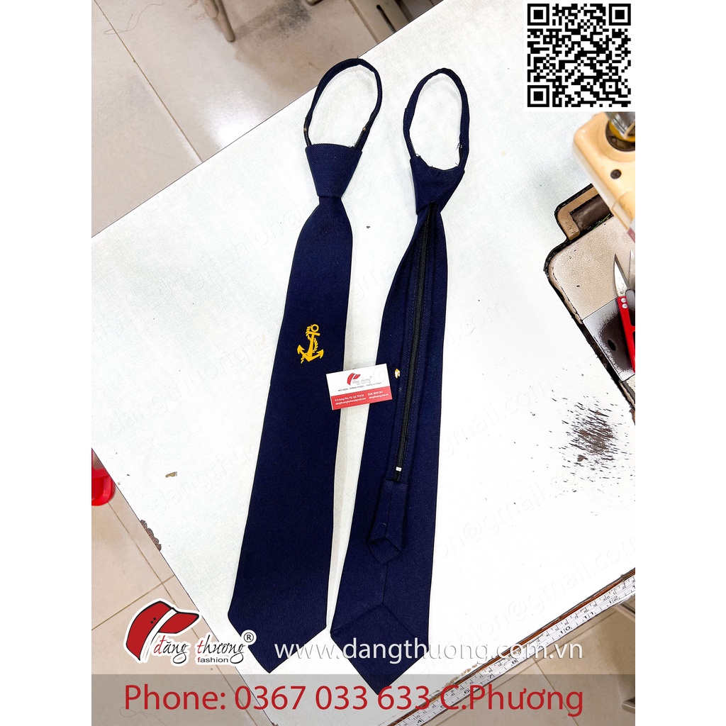 Cà vạt caravat thắt sẵn dây kéo màu xanh đen/ tím than cho thủy thủ, thuyền trưởng hàng hải