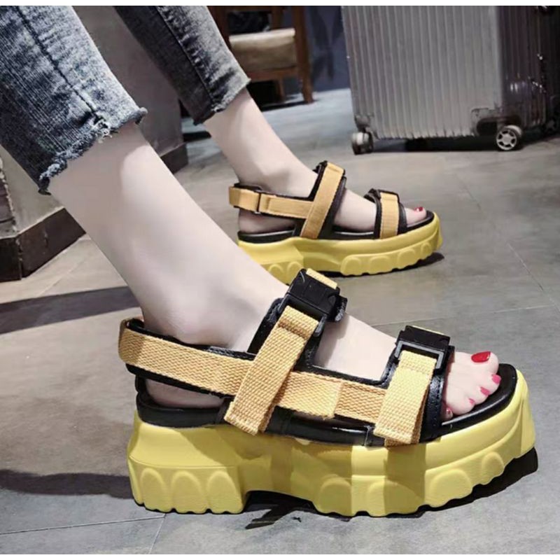 Pass sandal đế độn