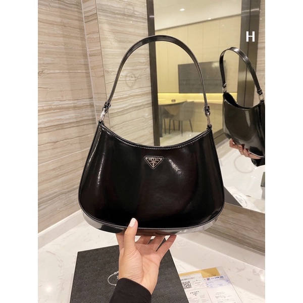 TÚI PRADA CLEO KẸP NÁCH SIZE 25CM