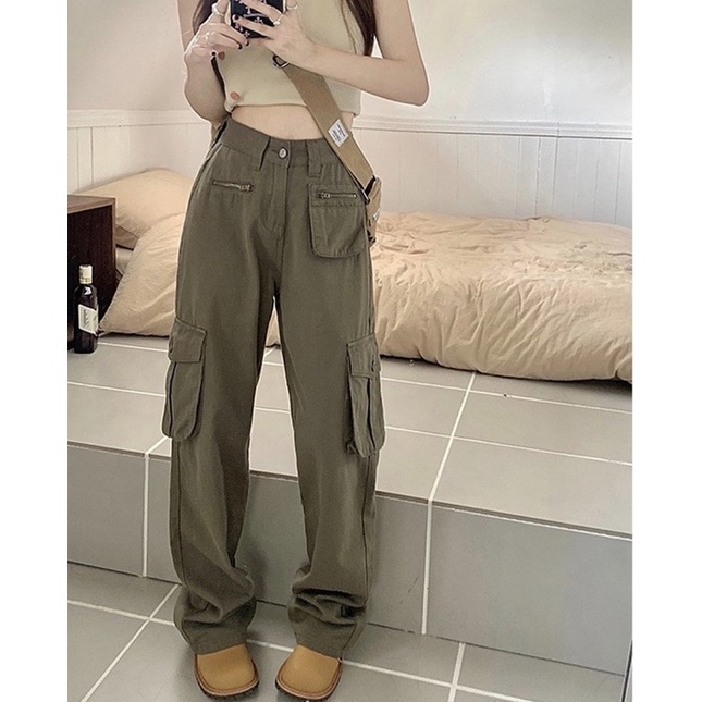 Set áo ngắn tay xách nách có mút ngực và quần kaki màu xanh
