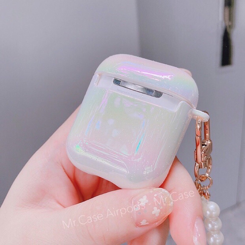 Vỏ bọc bảo vệ màu ánh Trắng Kèm Chuỗi Dài cho hộp sạc tai nghe Airpods 1 / 2 Pro - Mr.Case Airpods