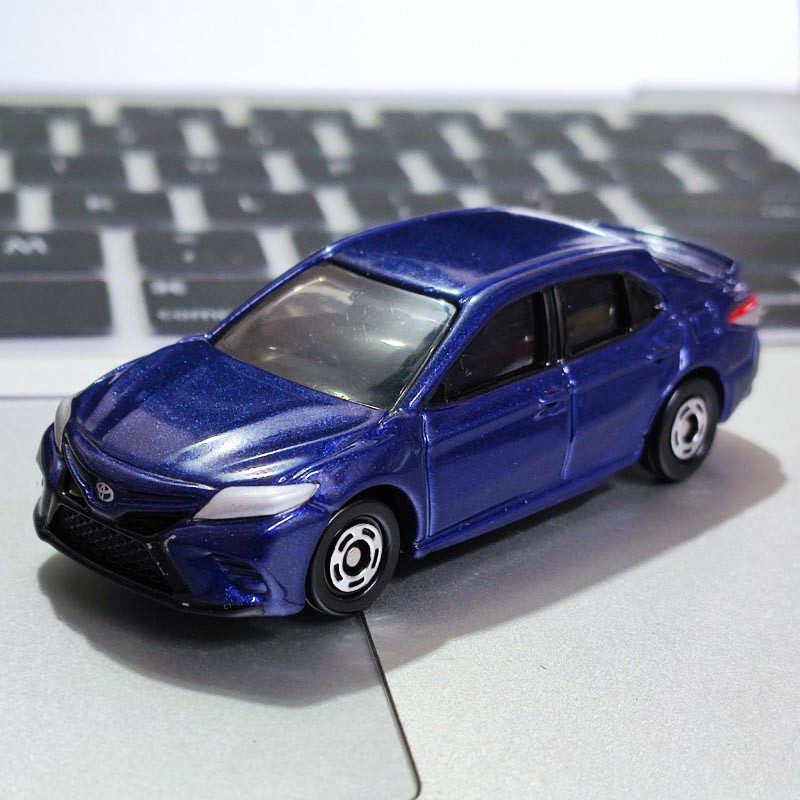 Xe ô tô mô hình Tomica Toyota Camry Sports 19 No.100 (Không hộp)