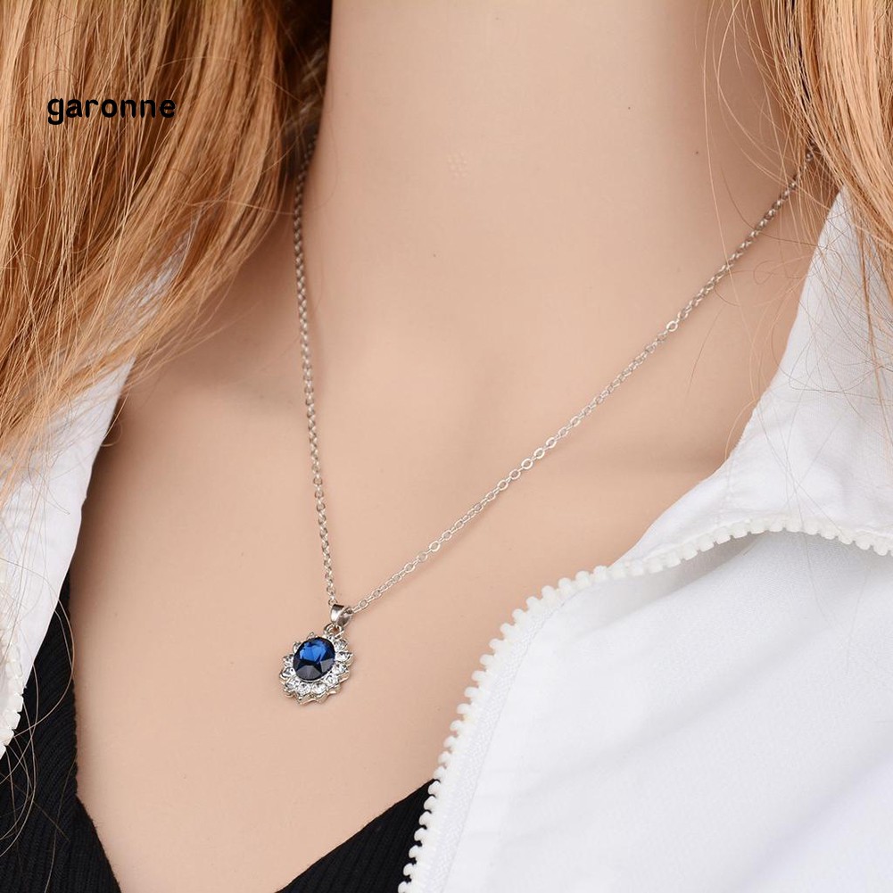 Set dây chuyền và đôi khuyên tai đính đá phong cách thanh lịch dành cho nữ