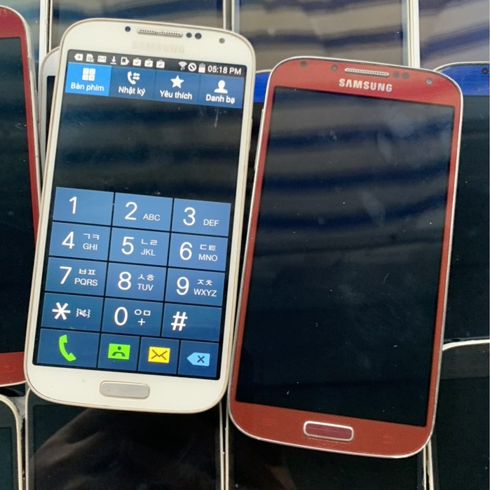 Điện thoại Samsung Galaxy S4 Ram 2/16GB chính hãng nhập khẩu, Liên Quân mượt,Yotube, Fb, Zalo,Titok... tặng pin mới 100% | BigBuy360 - bigbuy360.vn