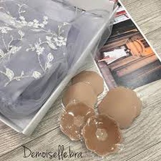 Miếng dán ngực hoa mai (1 đôi 2 chiếc - Vải)