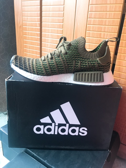 Adidas NMD runner R1 STLT primeknit có sẵn