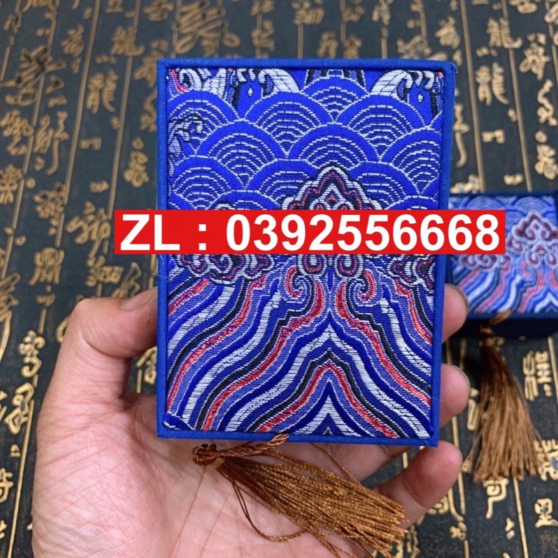 Hộp Gấm Thêu xanh 7,5x10cm đựng trang sức đồ phong thuỷ