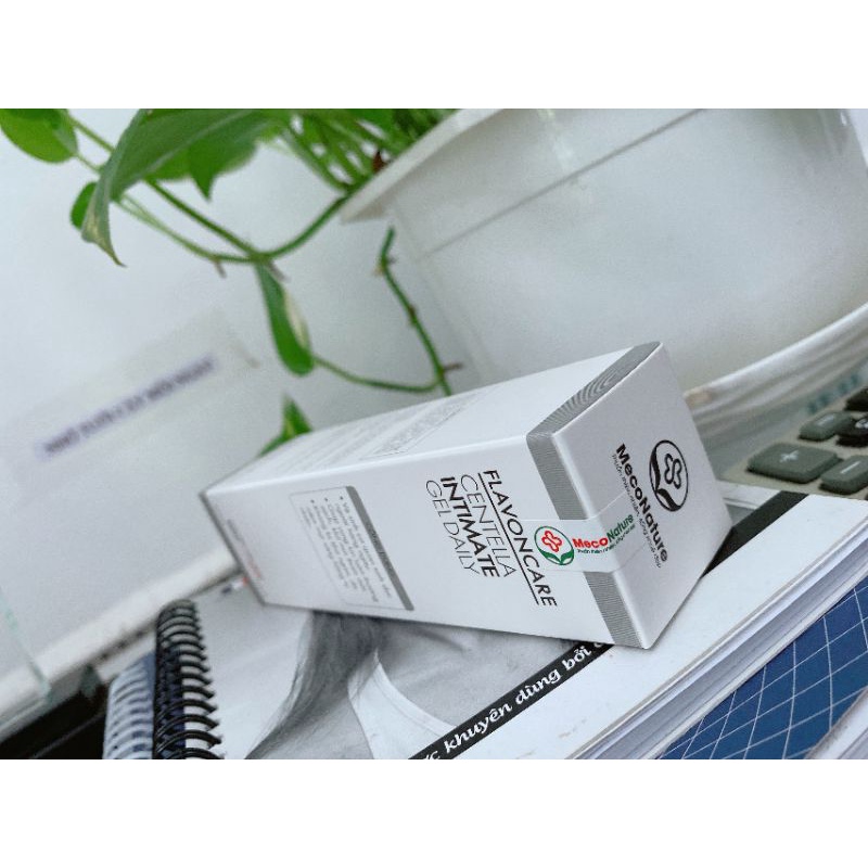 DUNG DỊCH VỆ SINH DÀNH CHO NAM VÀ NỮ - Flavoncare Centella Intimate Gel Daily 100ml