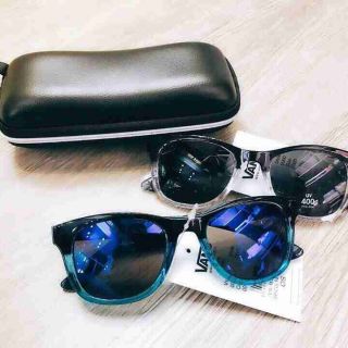 (Nhập mã GHNAUG giảm 20k) Kính VANS hàng TQXK full hộp