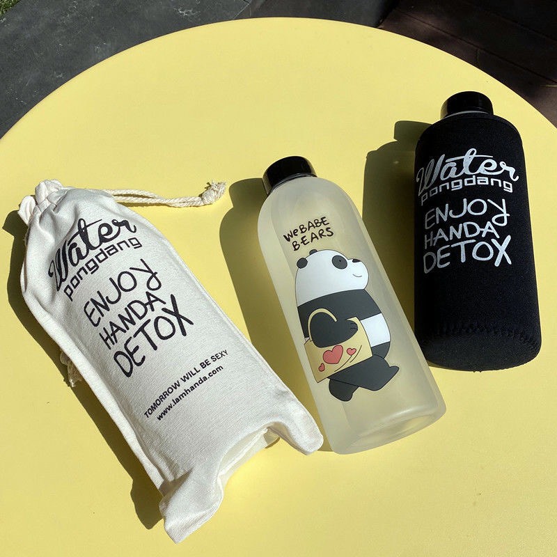 Set bình đựng nước nhựa We Bare Bears Chúng tôi đơn giản là gấu 1000ml