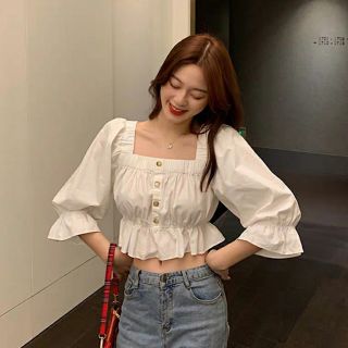 (SẴN) Áo sơ mi cổ vuông croptop trắng (3 ảnh thật ở cuối)