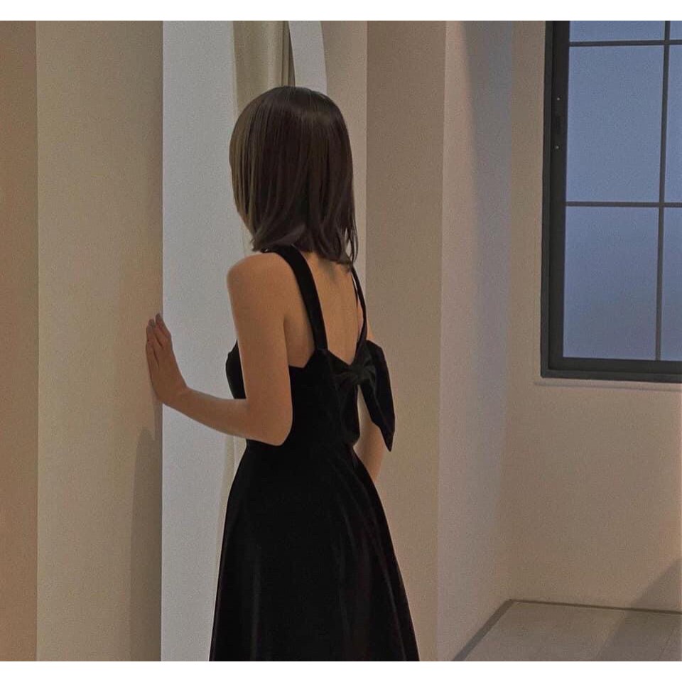 Váy Dự Tiệc, Đầm Dự Tiệc Váy Đen Nhung Cao Cấp Dáng Xòe Dây Cổ Nơ Lưng Sang Chảnh Hàng Thiết Kế - De Mila V78 | BigBuy360 - bigbuy360.vn