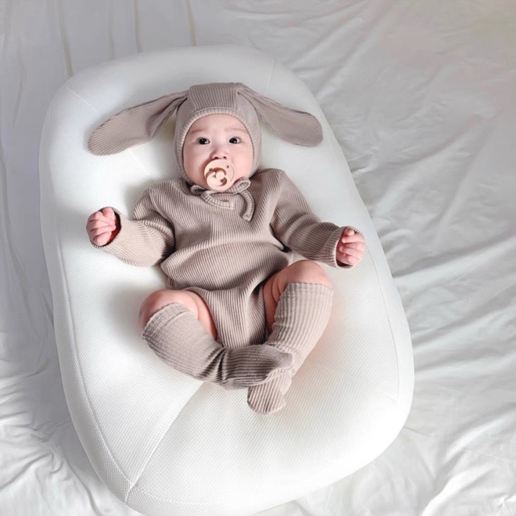 SALE BODY TĂM LẠNH KÈM MŨ RỜI TẶNG VỚ CHO BÉ ĐÁNG YÊU SIZE 4-15KG(BD3)