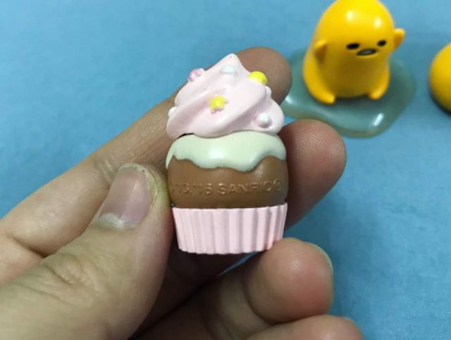 Trứng Lười Gudetama Cupcake