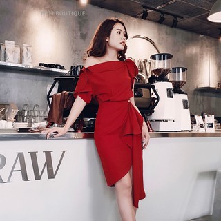 Đầm trễ vai vạt lệch