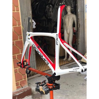 Khung sườn xe đạp carbon F10 trắng đỏ chấm đen