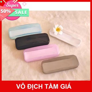 Hộp Nhữa Đựng Kính [ĐƯỢC TẶNG KÈM KHI MUA KÍNH ] Có Nhiều Màu Lữa Chọn .