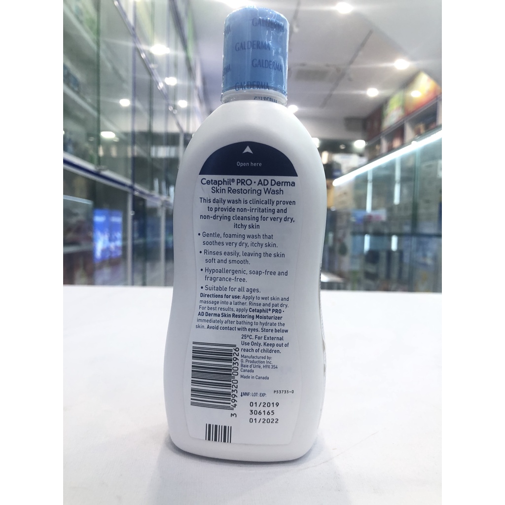 Cetaphil Pro AD Derma Skin Restoring Wash là sữa tắm không xà phòng, không hương liệu. Giúp giữ ẩm cho da.